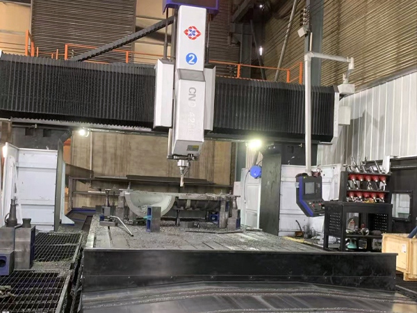 Gantry CNC casting machining centre, precision machining equipment for cast iron municipal product processing